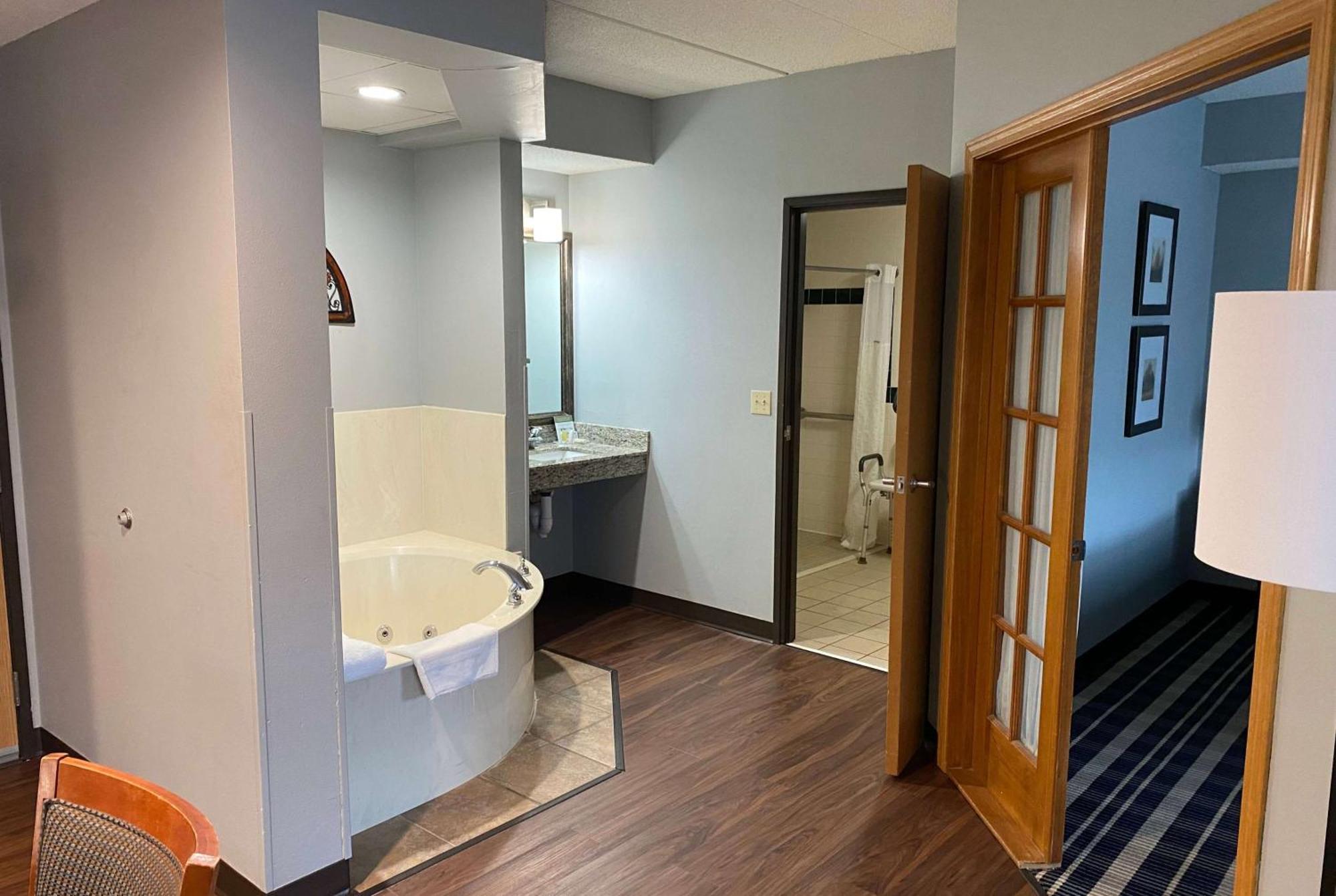 Americinn By Wyndham צ'נהאסן מראה חיצוני תמונה