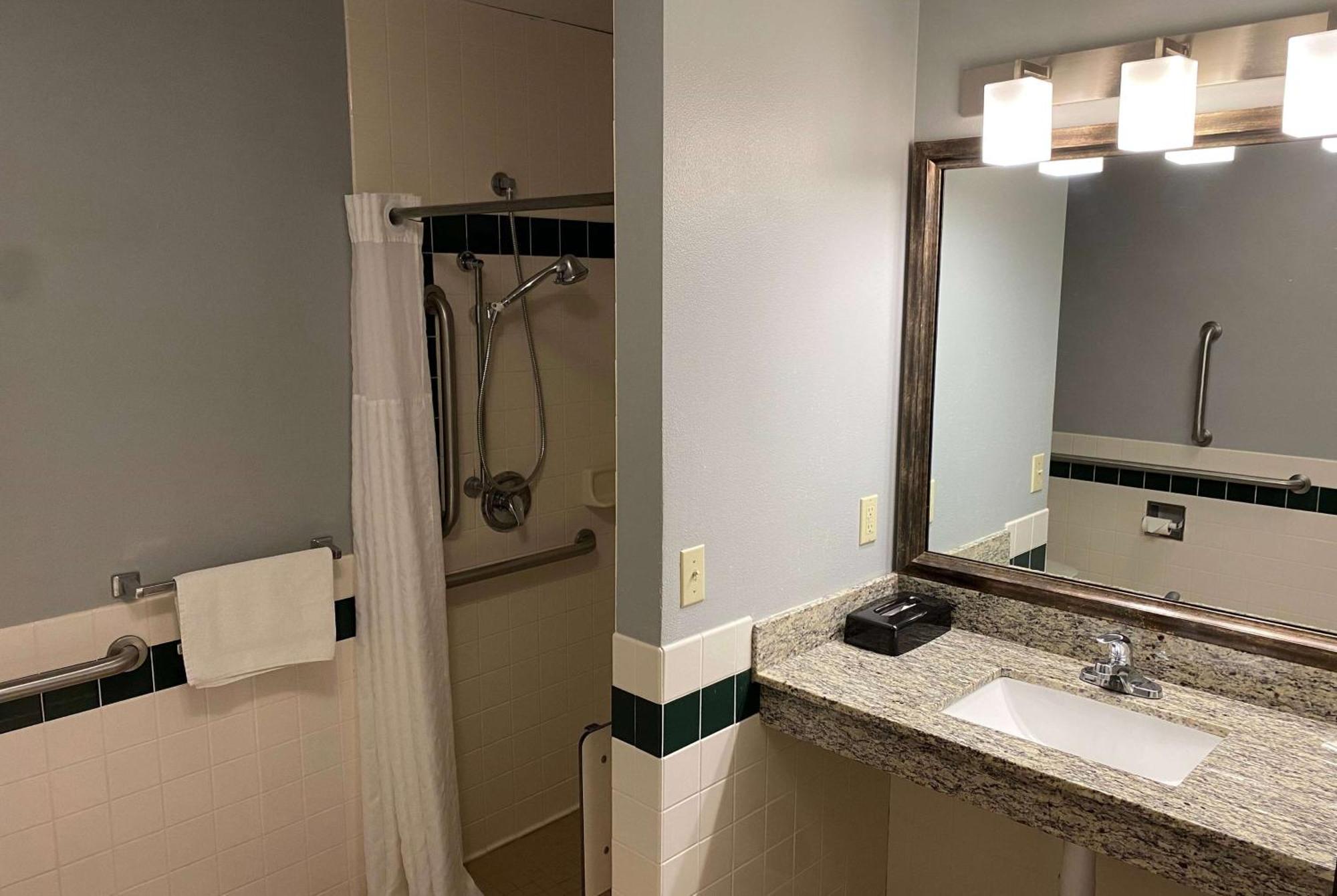 Americinn By Wyndham צ'נהאסן מראה חיצוני תמונה